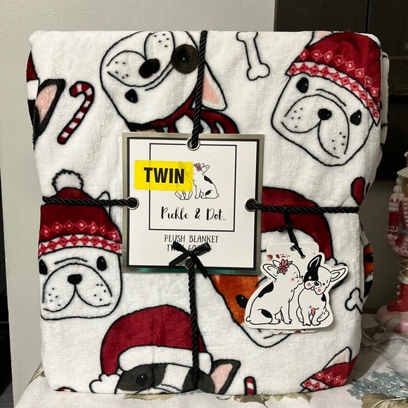 Pickle and Dot Other - Pickle & Dot FRENCHIE Christmas -SANTA HAT & REINDEER ANTLERS TWIN PLUSH BLANKET